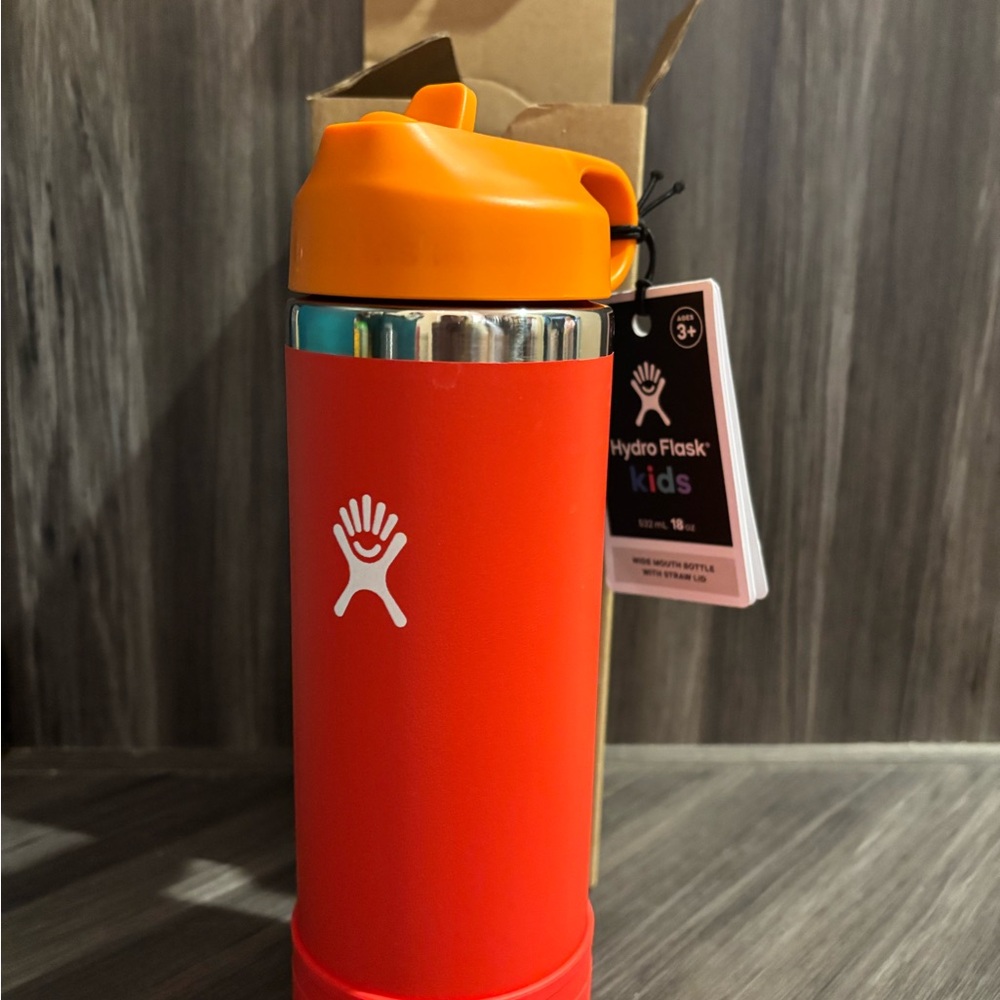 New Kids Hydro Flask 18 oz Bottle - Goji Red and Orange lid with red boot